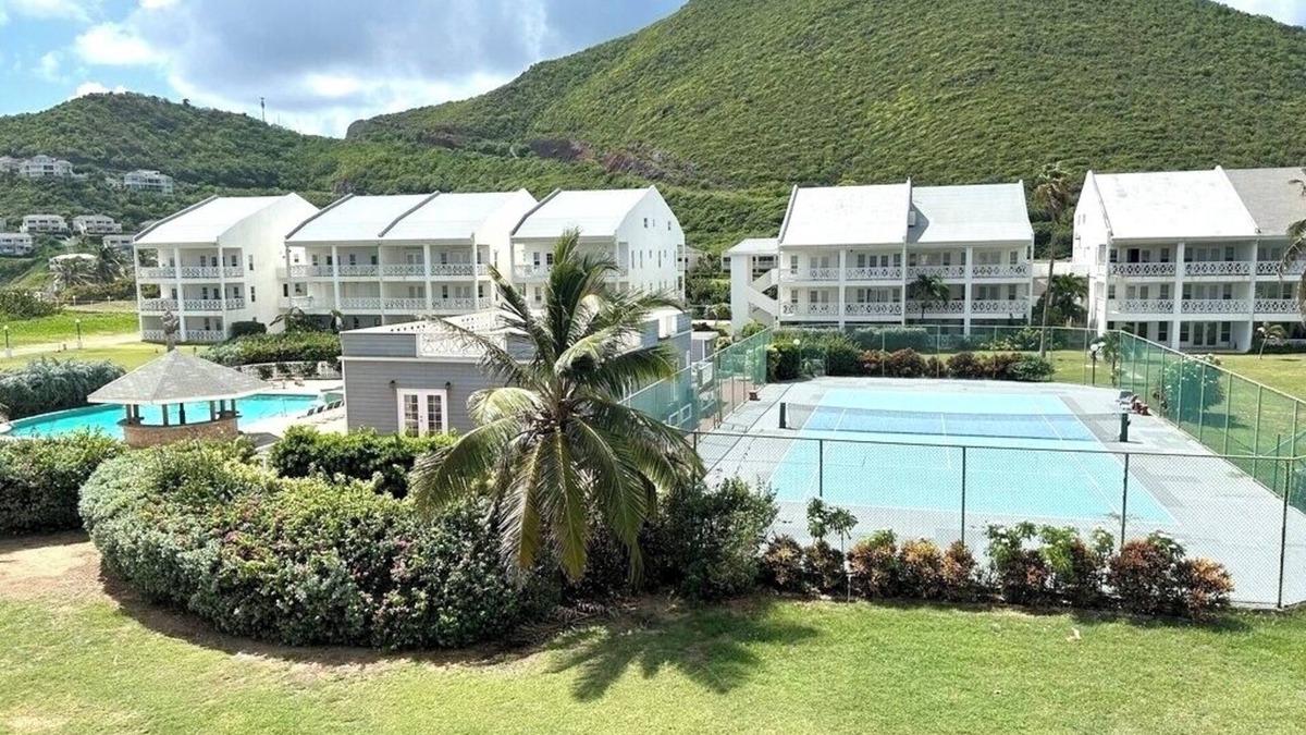 Basseterre Condo | Happy Dayz @ Cozy Condo By the Sea
