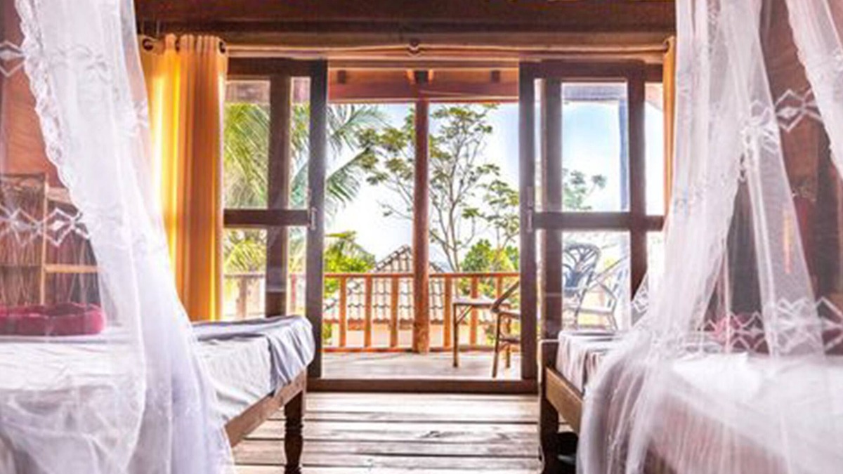 Koh Rong Hotel | Happy Elephant Bungalows