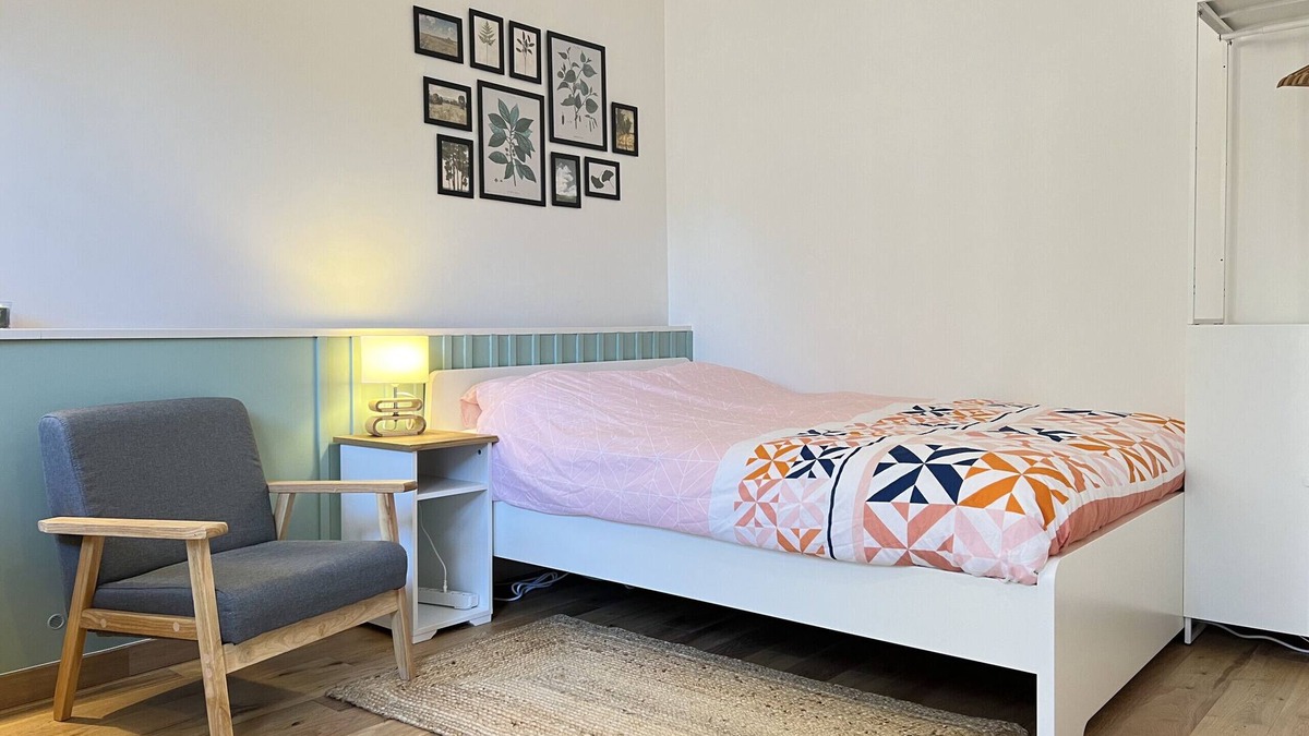 Casselardit Apartment | Happy