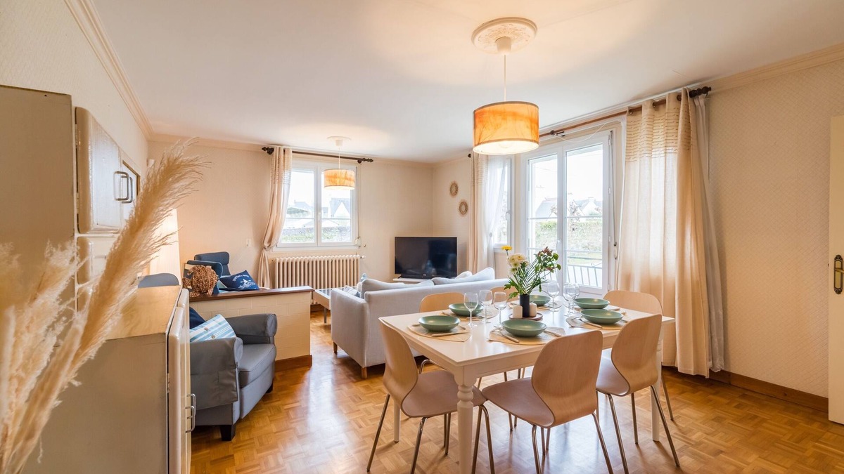Treguier House | Happy Hour - Proche du port de Tréguier