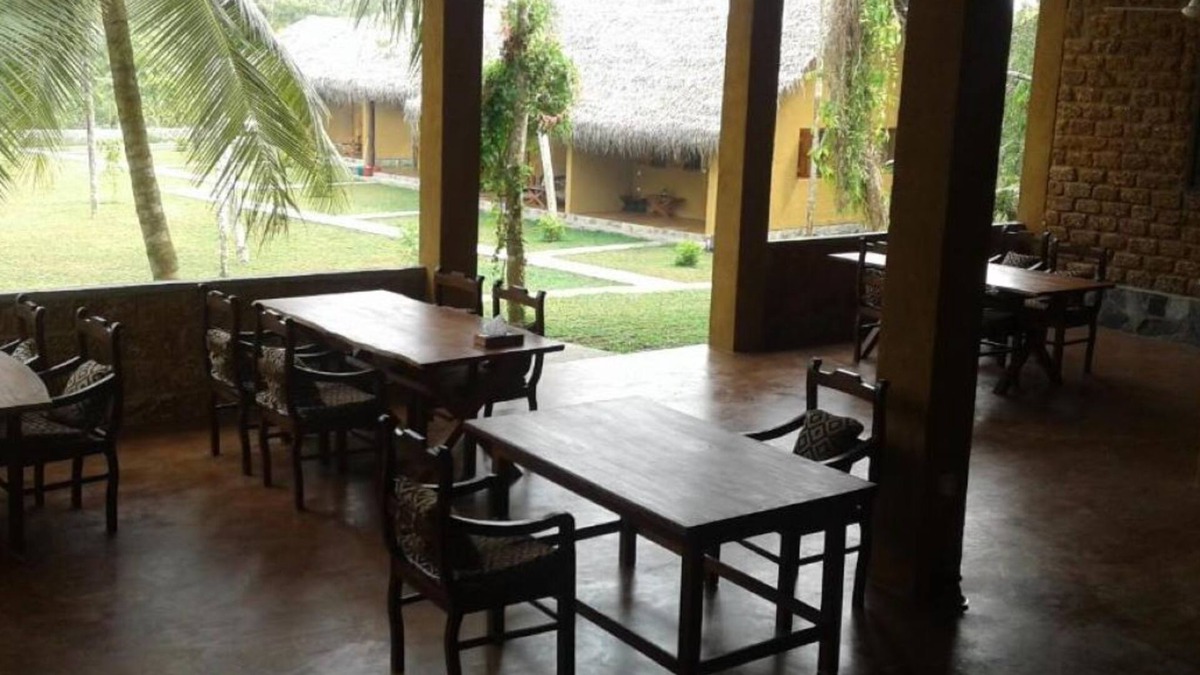 Kosgoda Bed & Breakfast | Happy Man Village - Deluxe Triple Room - 2