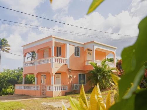 Marigot House | Happy Nest Dominica