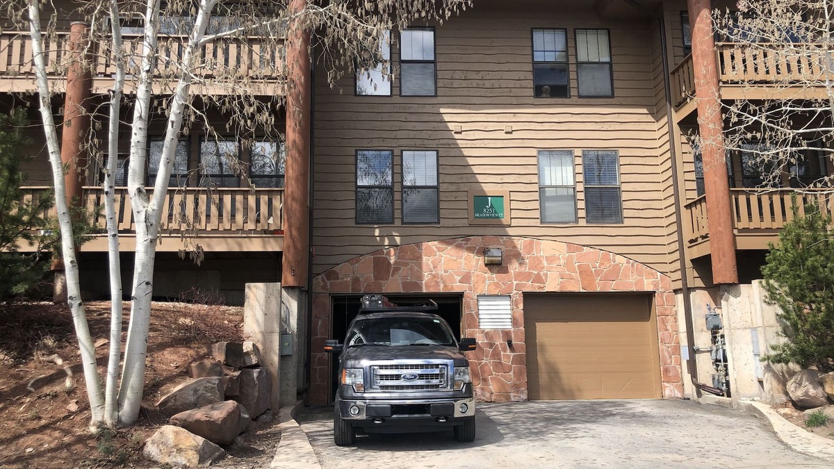 Pinebrook Condo | Happy Pinebrook Condo