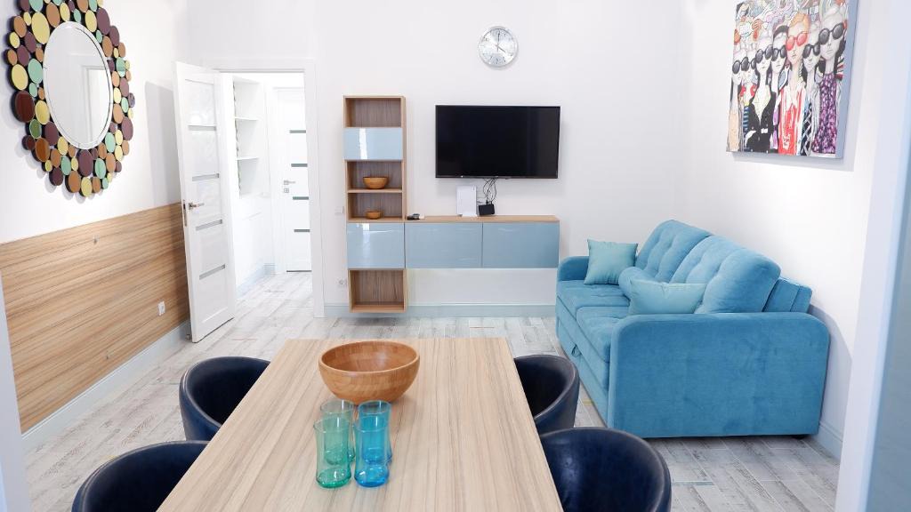 Imeritinskaya Lowland Apartment | Happy Place apartments Motion