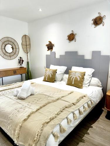 Anse Marcel Apartment | happy place at anse marcel, private beach