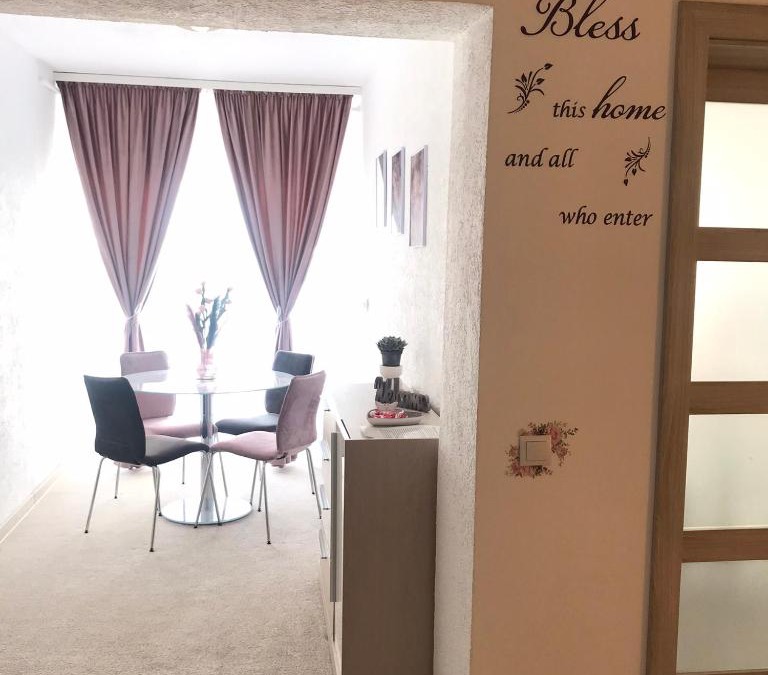 Cisnadie Apartment | Happy Residence Sibiu