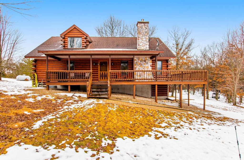 Friendship House | Happy Trails Cabin
