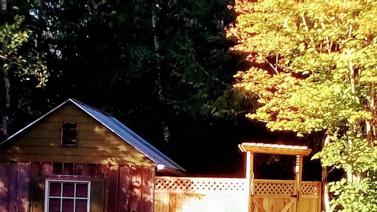 Duvall House | Happy Trails Cottage for Nature Lovers