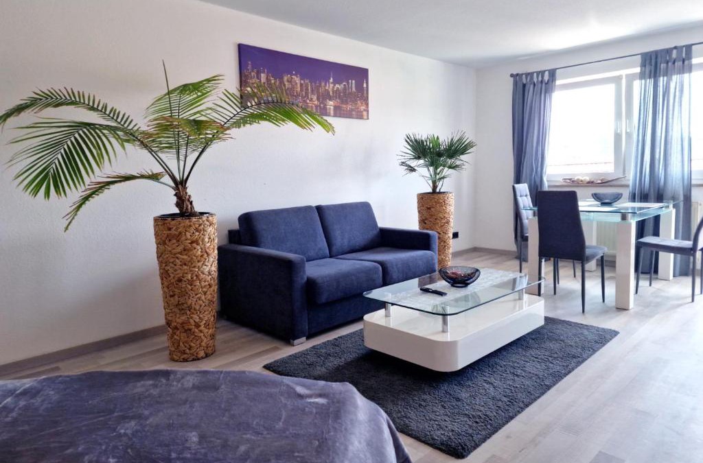 Wahren Apartment | HappySide o FREE park o Balkon o Nespresso o WLAN