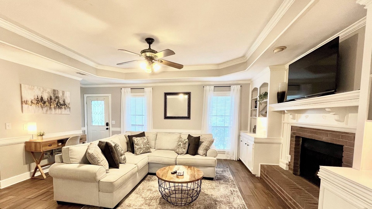 Madison House | Harbor Hideaway - Entire home in Madison, MS