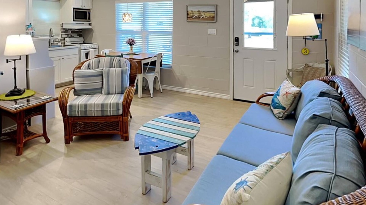 Fulton Condo | Harbor Lights Cottages 3 | Walk to Fulton Harbor!