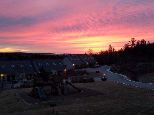 Southwest Harbor Resort | Harbor Ridge