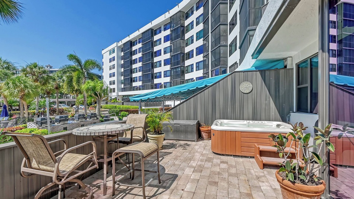 Siesta Key Condo | Harbor Towers Yacht & Racquet Club- Ground Floor 2 Bedroom/2 Bath private hot tub condo!