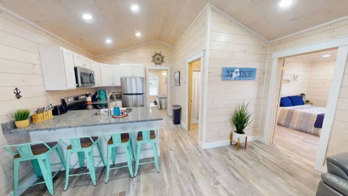 Belfast Apartment | Harbor View Cottage - Unit A