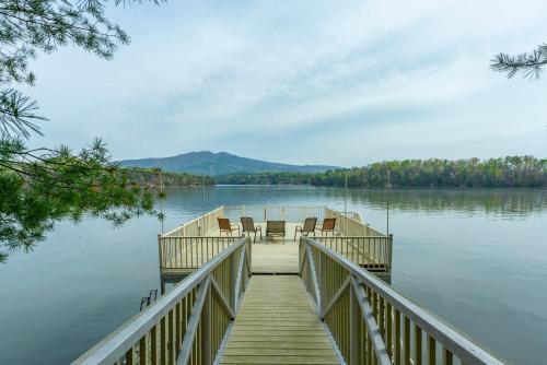 Nebo House | Harborside Haven