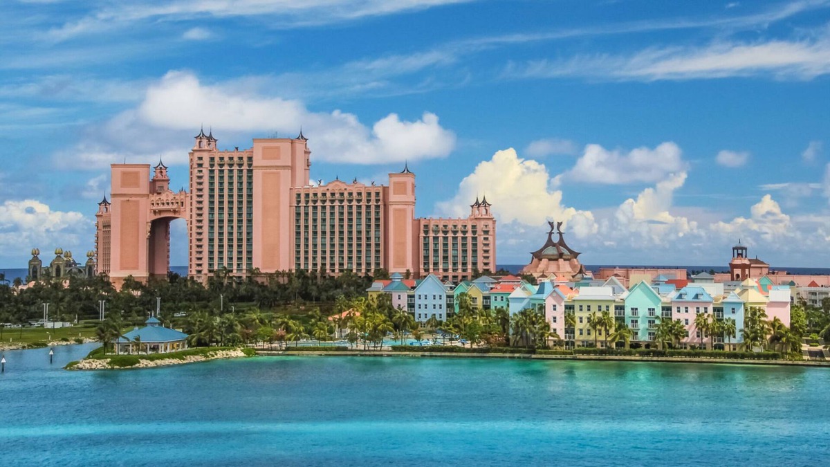 Paradise Island Resort | Harborside Resort Atlantis 2 Bedroom Lockoff Villa sleeps 8 April 27-May 4, 2025