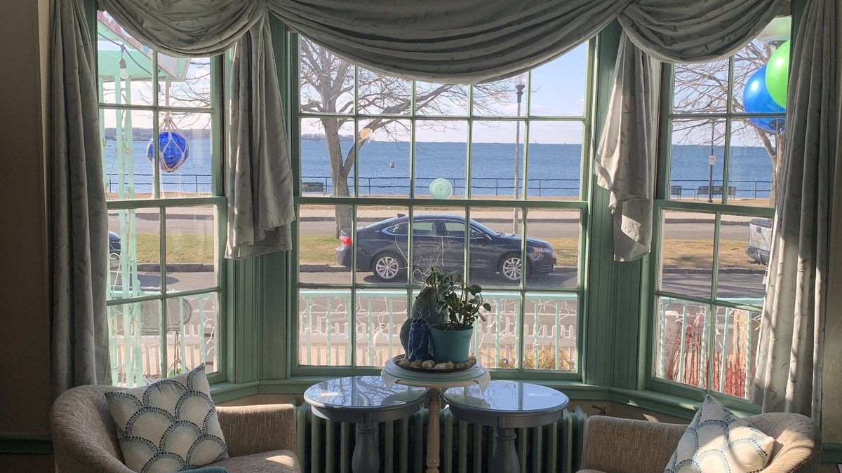 Gloucester Bed & Breakfast | Harborview Inn