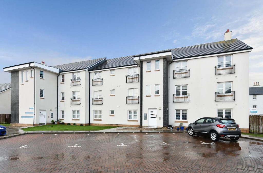 Irvine House | Harbour Quay Apartment