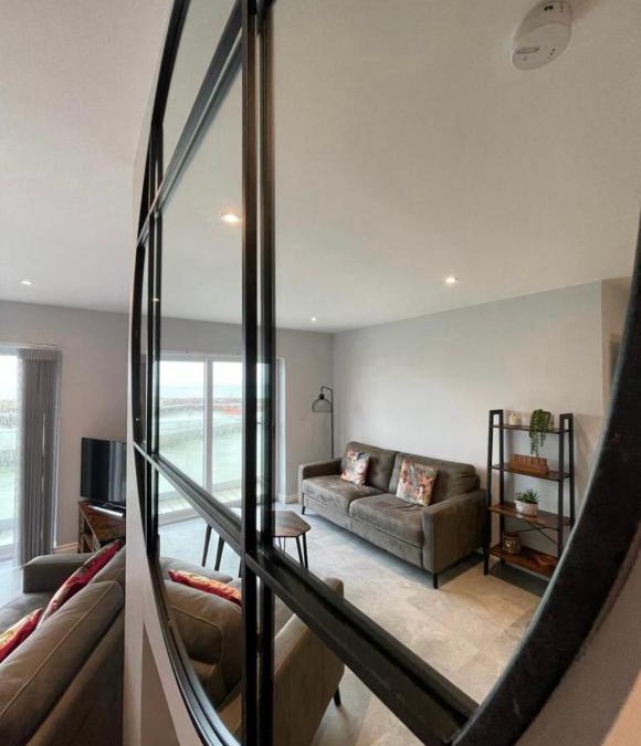 Annalong Apartment | Harbour view apartment