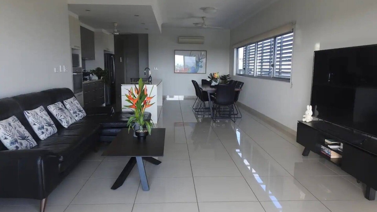 Larrakeyah Apartment | Harbour Views - luxury in the heart of Darwin