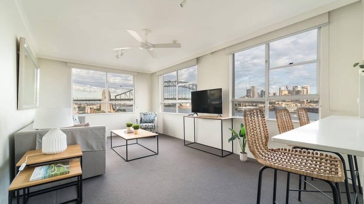McMahons Point Apartment | Harbourside #49 Summa