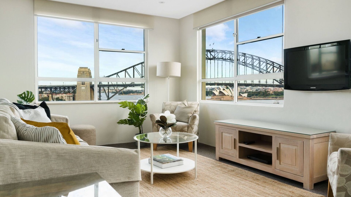 McMahons Point Apartment | Harbourside 76