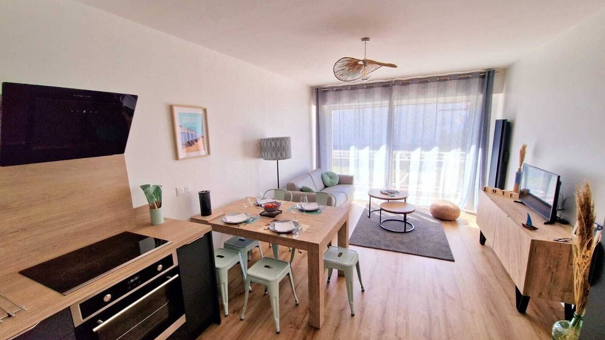Hardelot-Plage Apartment | Hardelot-Plage - beach - sea view