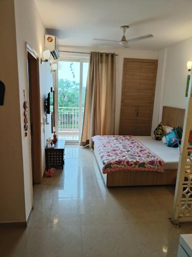 Vrindavan Apartment | Hari Priya house The Divine Homestay