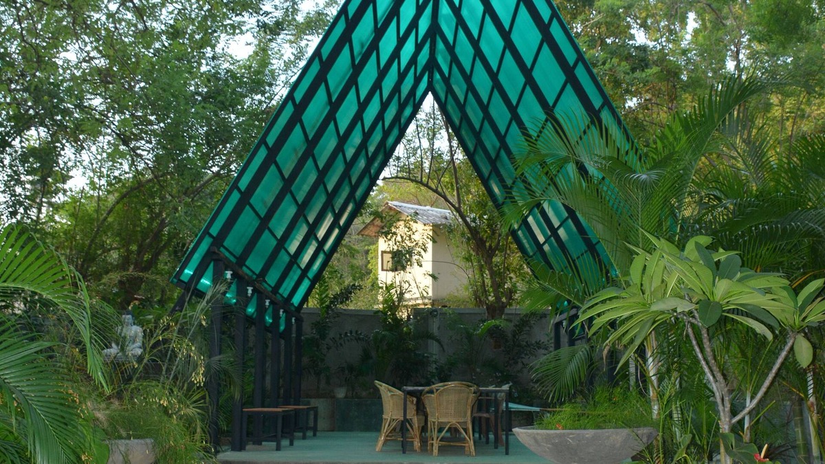 Minneriya Hotel | Haritha Holidays