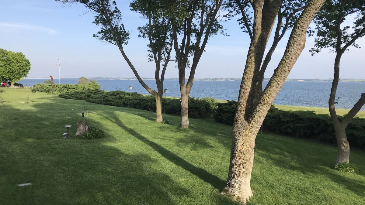 Republican City House | Harlan Lakeview Perfect For Kids
