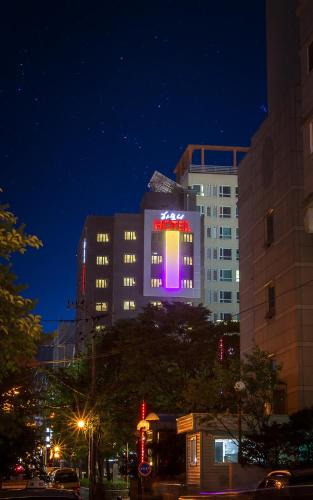 Gil-dong Hotel | Harmony Hotel