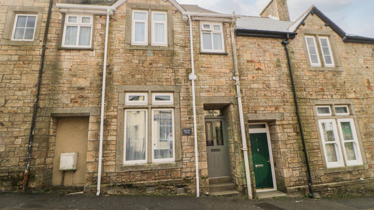 Bere Alston Cottage | HARMONY HOUSE, pet friendly, character holiday cottage in Bere Alston