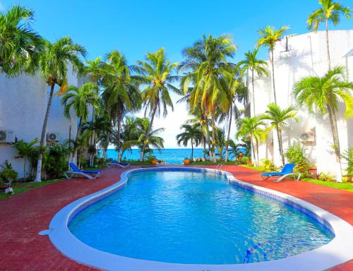 Tower Isle Apartment | Harmony Studio - Chrisanns Beach Resort Apt 18