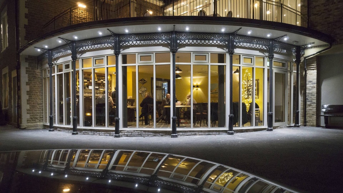 Haslemere Hotel | Harper's Steakhouse with Rooms, Haslemere
