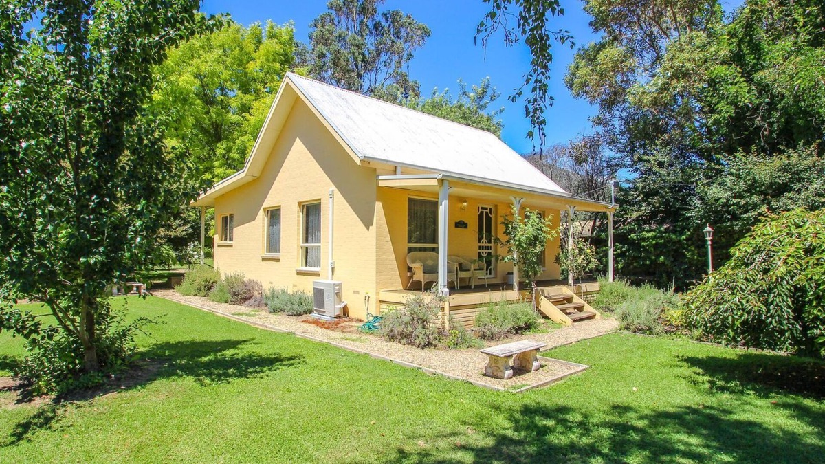 Harrietville House | HARRIETVILLE COTTAGE: Harrietville