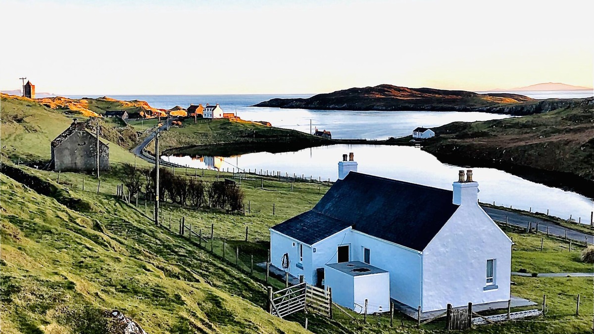 Rodel Cottage | Harris White Cottage