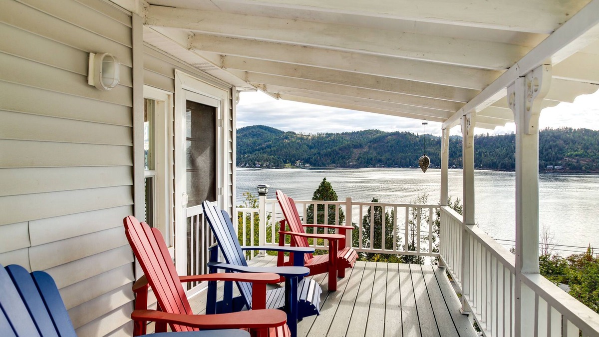 Harrison House | Harrison Getaway w/Deck & Lake Views!