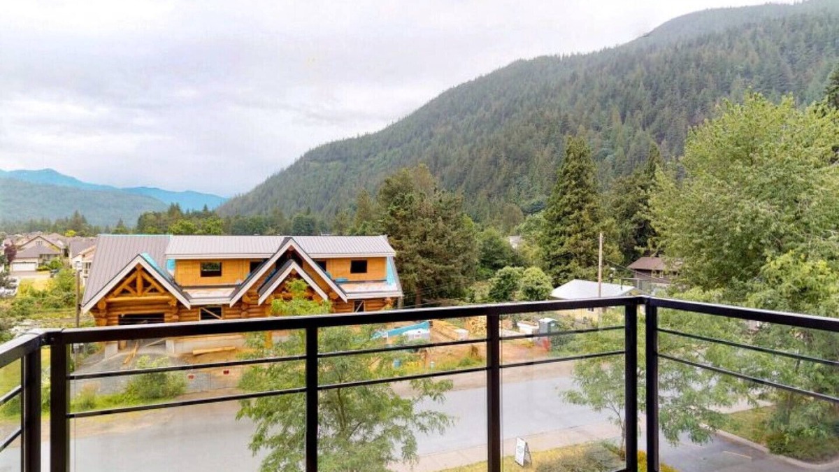 Harrison Hot Springs House | Harrison Lake View Suites - Two Bedroom Grand Suite 3