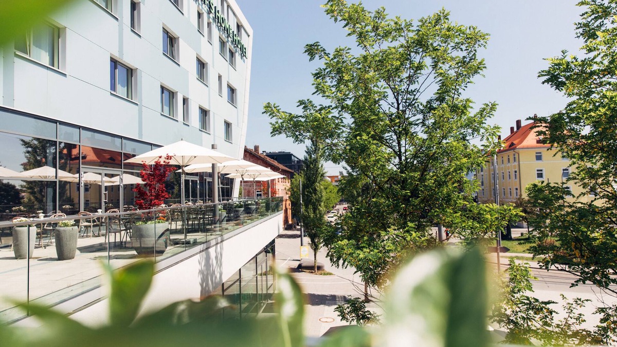 Moosach Hotel | harry’s home München Moosach hotel & apartments