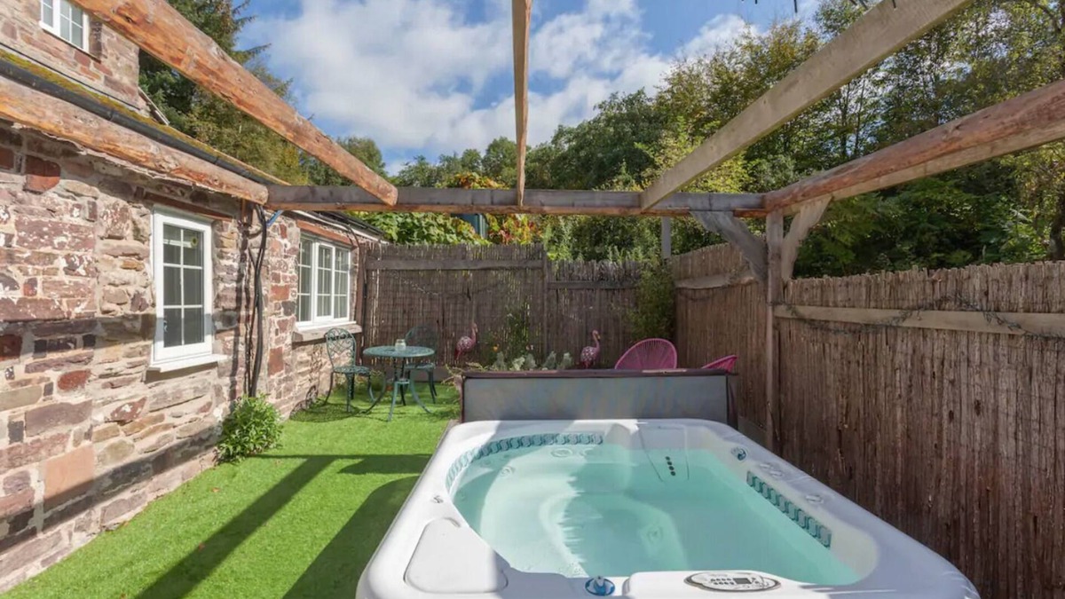South Molton House | Hartford Cottage