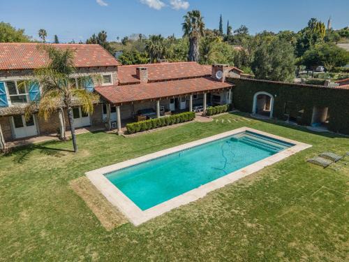 Oudtshoorn House | Hartland Country House Deluxe Double Room