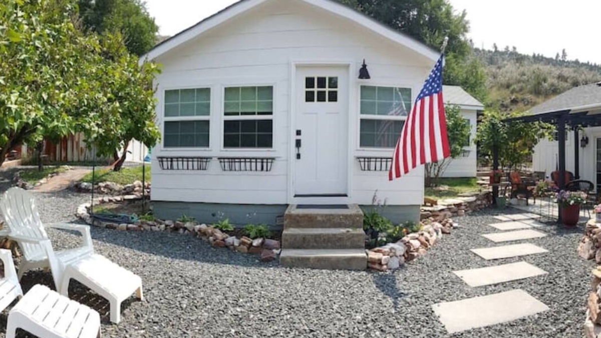 Hartville Cottage | Hartville Hideaway in the Hills - Miner's Cottage