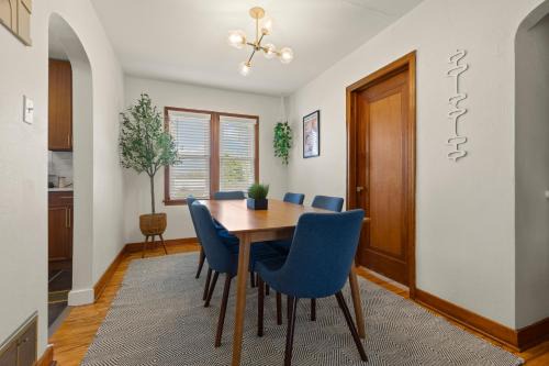 Winnebago House | Harvest Haven- Cozy Downtown Winnebago Retreat