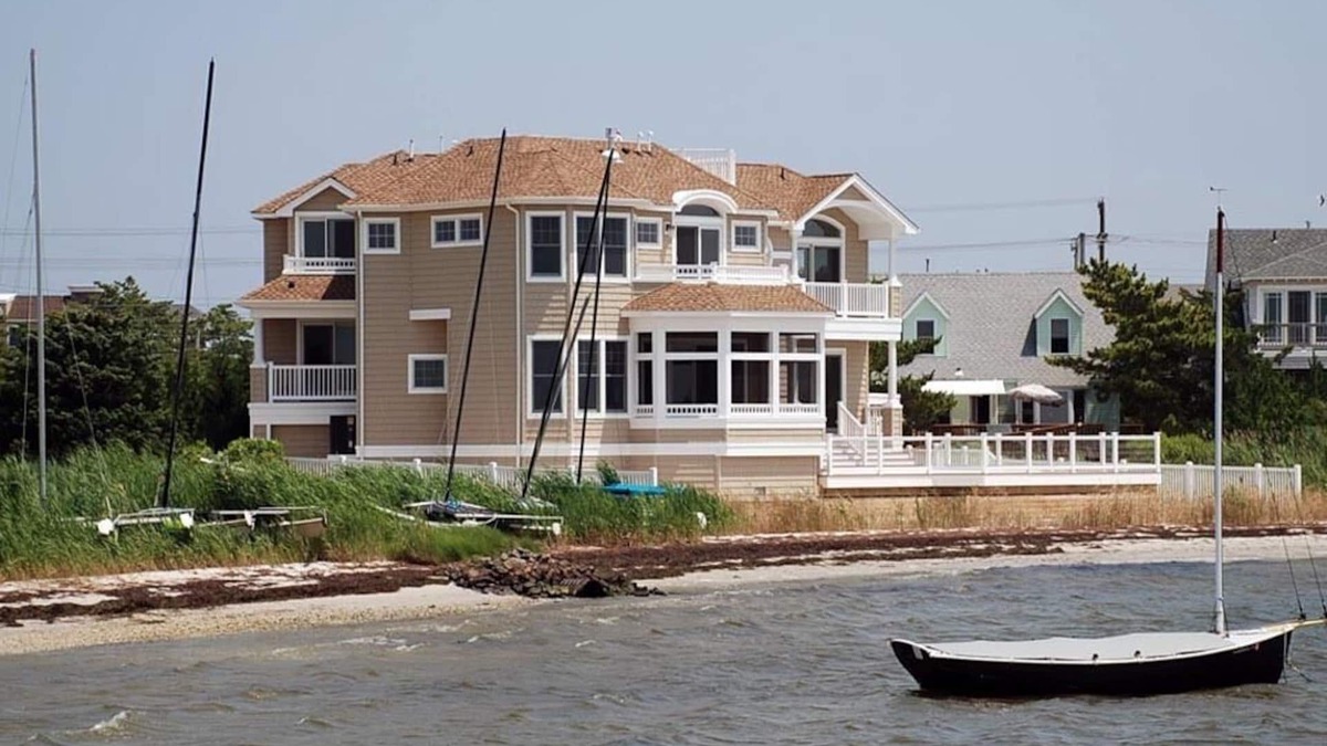 Harvey Cedars House | Harvey Cedars, NJ, Bayfront Compound With Pool!