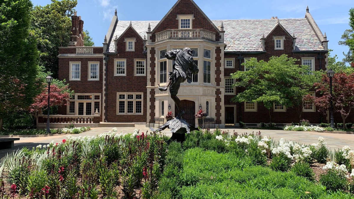 Maple Ridge Bed & Breakfast | Harwelden Mansion