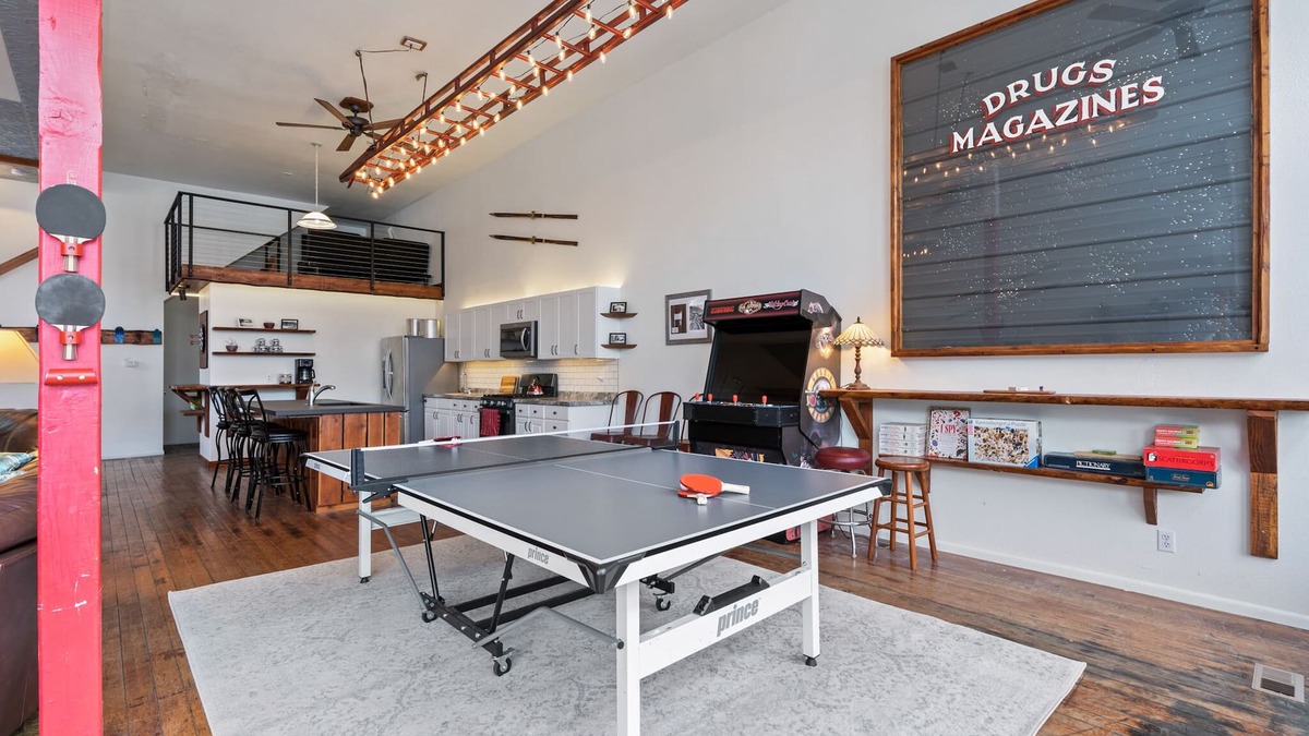Mullan House | Harwood Mullan - BEST for FAMILYS - LOOKOUT