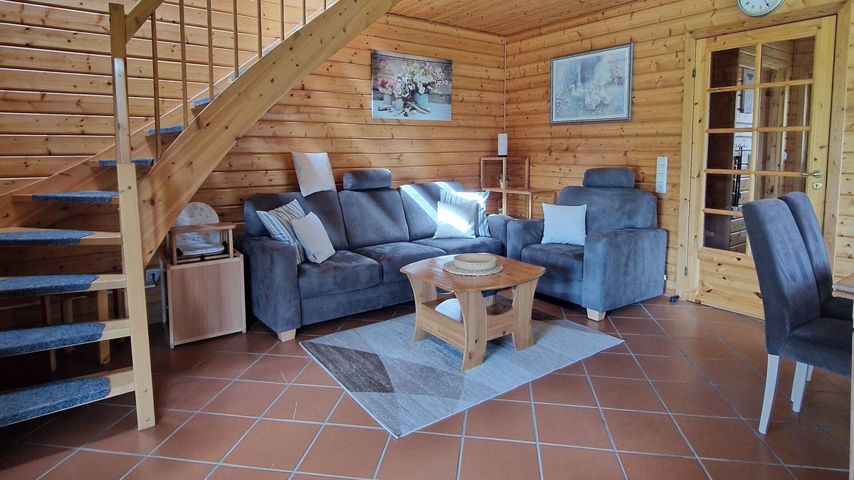 Rotacker Apartment | Has-63 Holzblockhaus, 4 Pers., 65qm - Naturerlebnisdorf Blauvogel