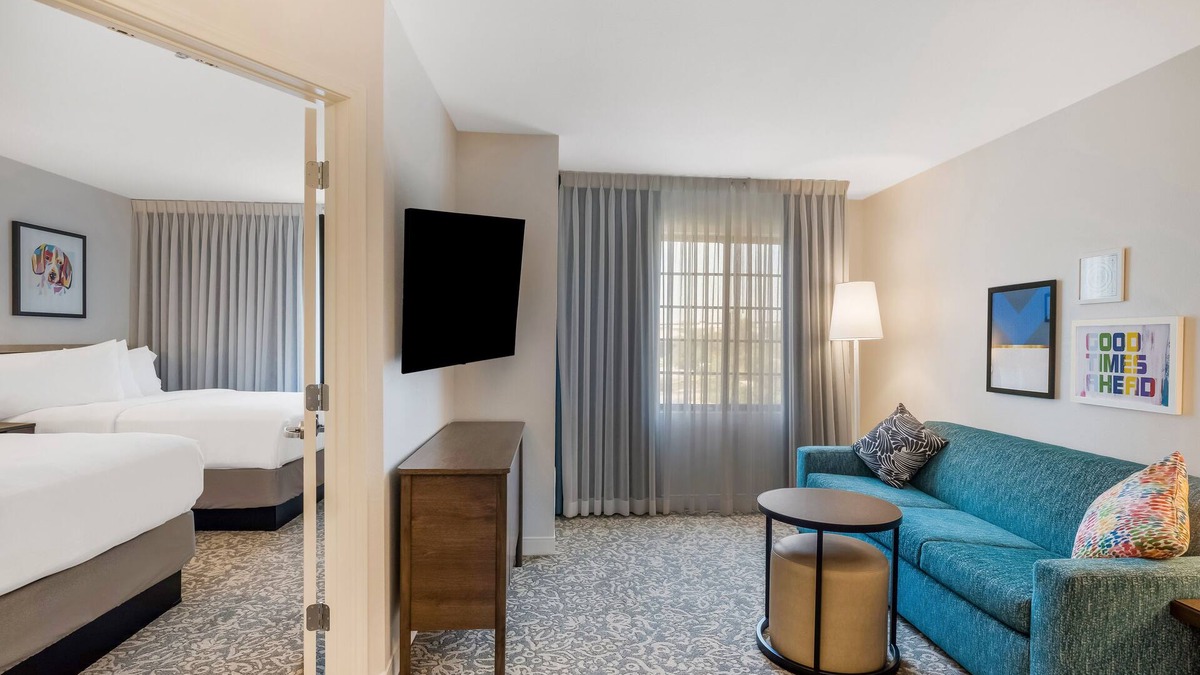Acres Green Hotel | Hassle-free Stay! w/Outdoor Pool, Free Breakfast, Unit w/Full Kitchen!