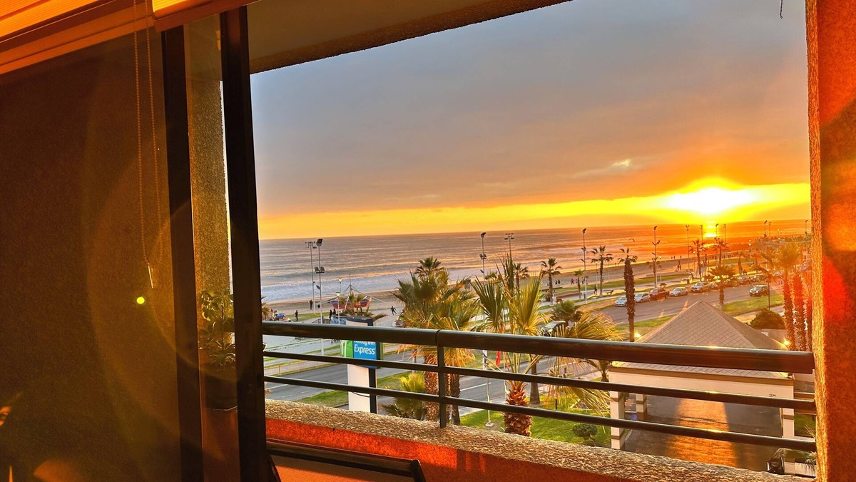 Cavancha Apartment | Hasta 6 Personas Frente al Mar, Vistas y Comodidad. Muy Central