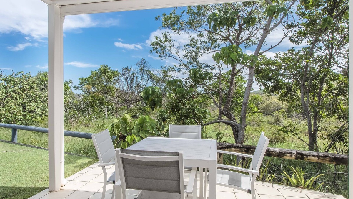 Hastings Point Apartment | Hastings Cove 2 Bedroom Ground Floor Apartment!